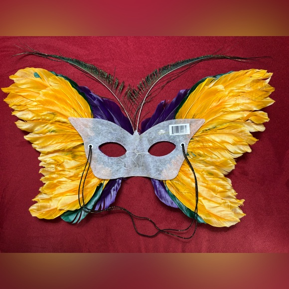 Colorful Feather Butterfly Mask - Picture 8 of 8
